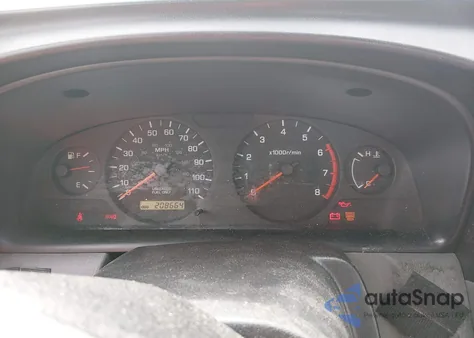 2000 Nissan Frontier Xe z USA, uszkodzony, nr VIN 1N6DD21S0YC432984